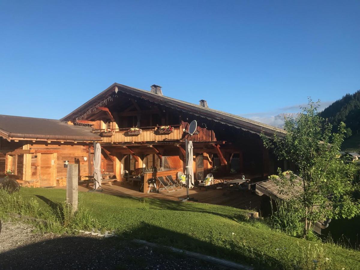La Ferme Des Georgieres "Sejour En Tout Compris" Нотр-Дам-де-Белькомб Екстер'єр фото