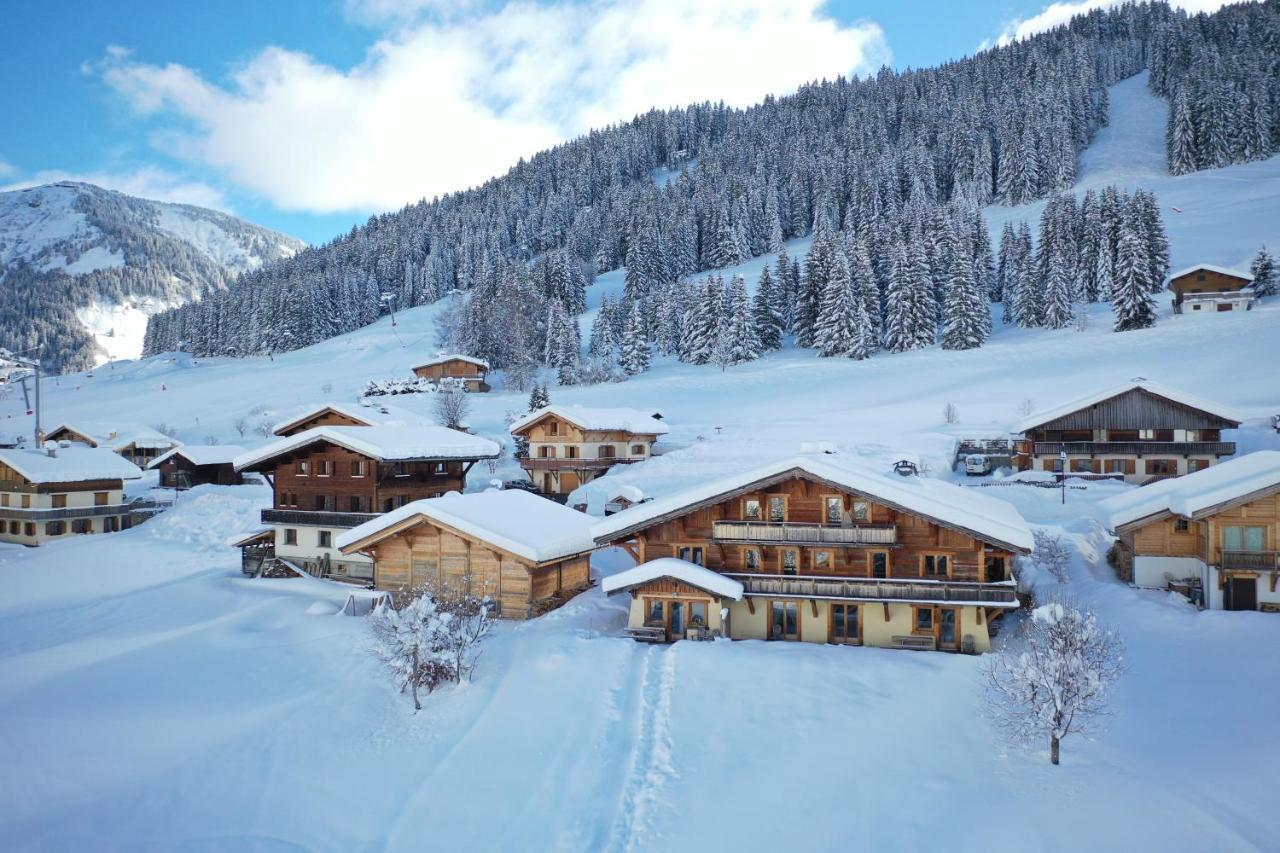 La Ferme Des Georgieres "Sejour En Tout Compris" Нотр-Дам-де-Белькомб Екстер'єр фото