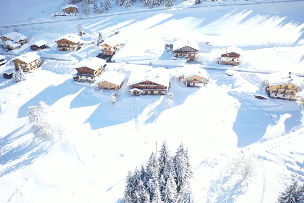 La Ferme Des Georgieres "Sejour En Tout Compris" Нотр-Дам-де-Белькомб Екстер'єр фото